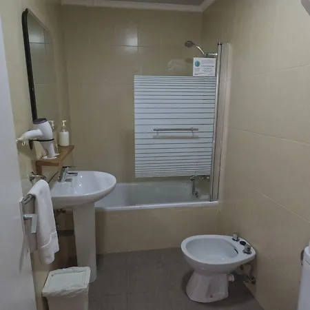 بيت ضيافة Casual Gurea بلباو