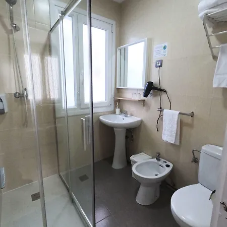 캐주얼 구레아 게스트하우스 2*