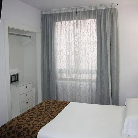Casual Gurea Pensionat Bilbao