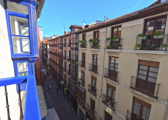 Casual Gurea Konukevi